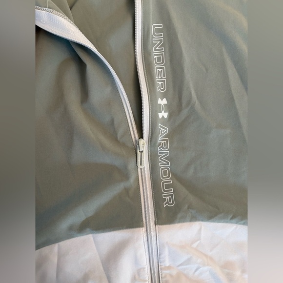 Under Armour Women's Woven Full Zip Oversized Jacket size small - Picture 6 of 7